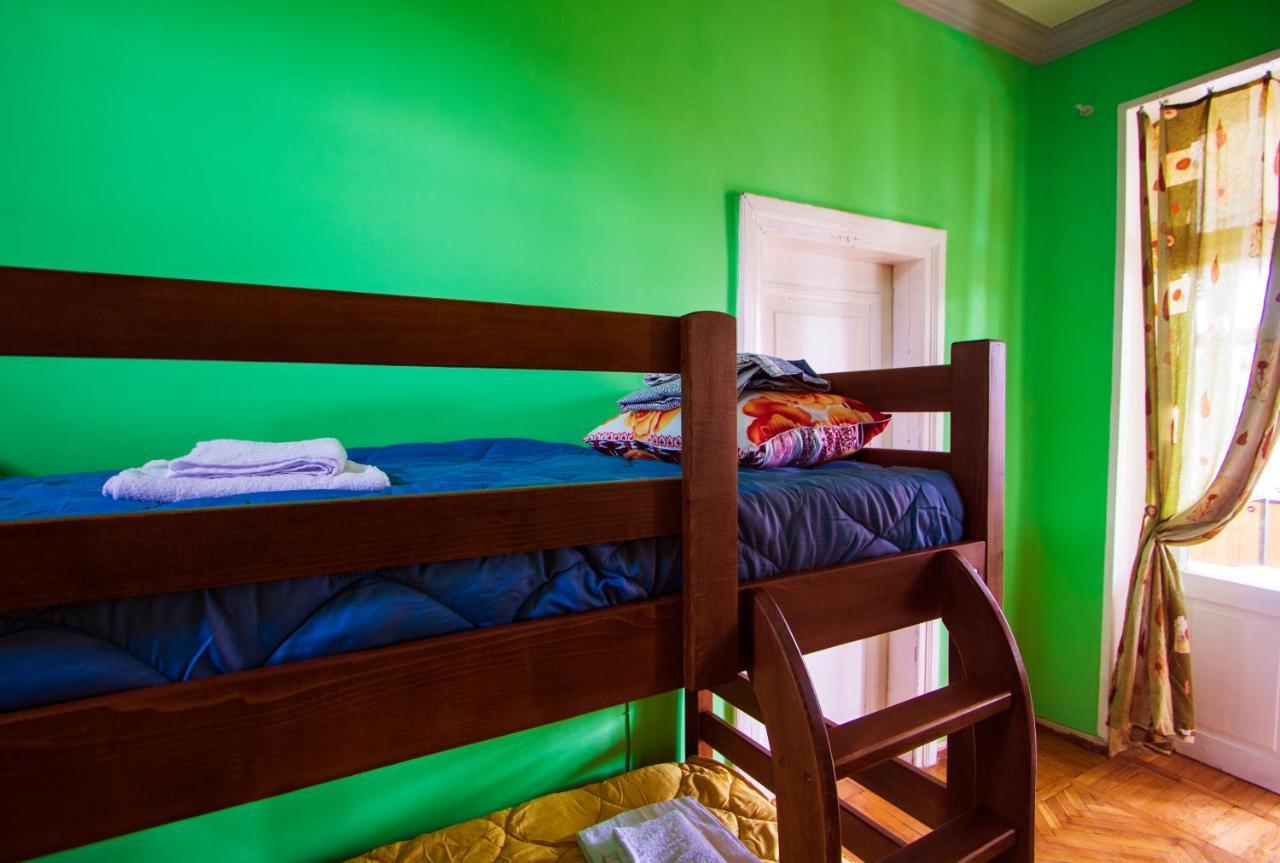 Royz Hostel Tbilisi Ngoại thất bức ảnh