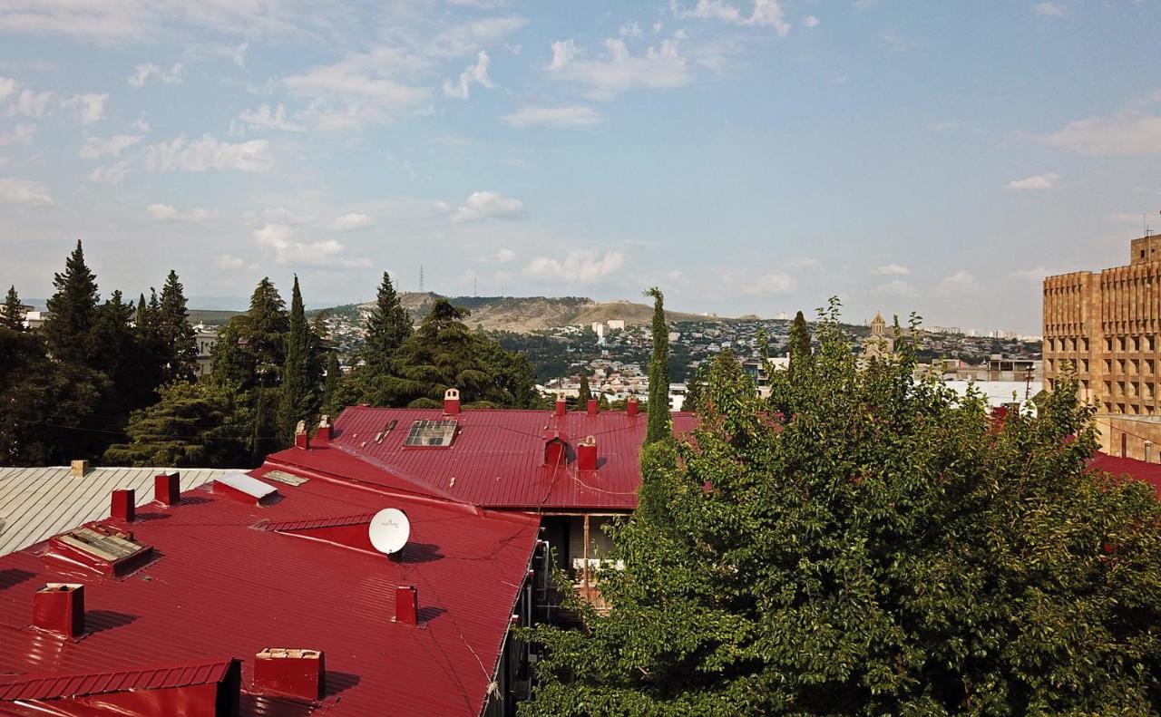 Royz Hostel Tbilisi Ngoại thất bức ảnh